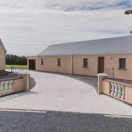 Danubio Guest Accommodation Doonbeg Eksteriør billede