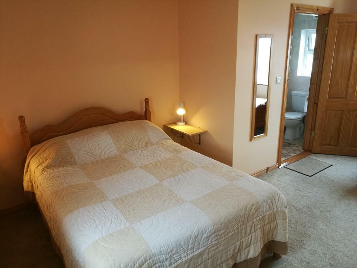 Danubio Guest Accommodation Doonbeg Eksteriør billede