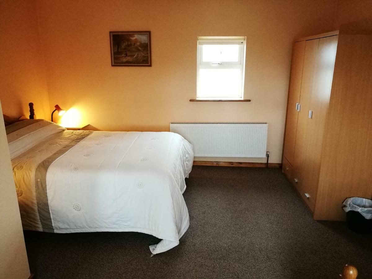Danubio Guest Accommodation Doonbeg Eksteriør billede