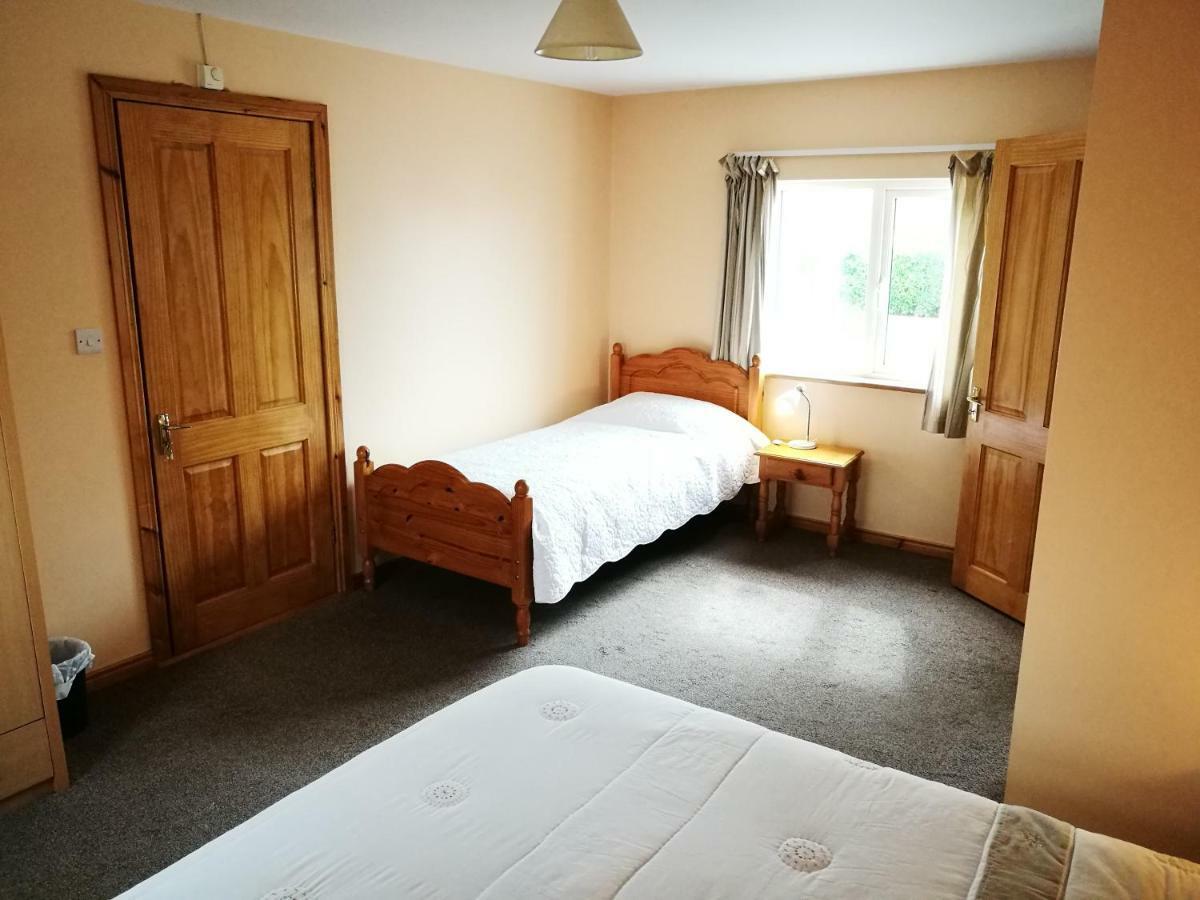 Danubio Guest Accommodation Doonbeg Eksteriør billede